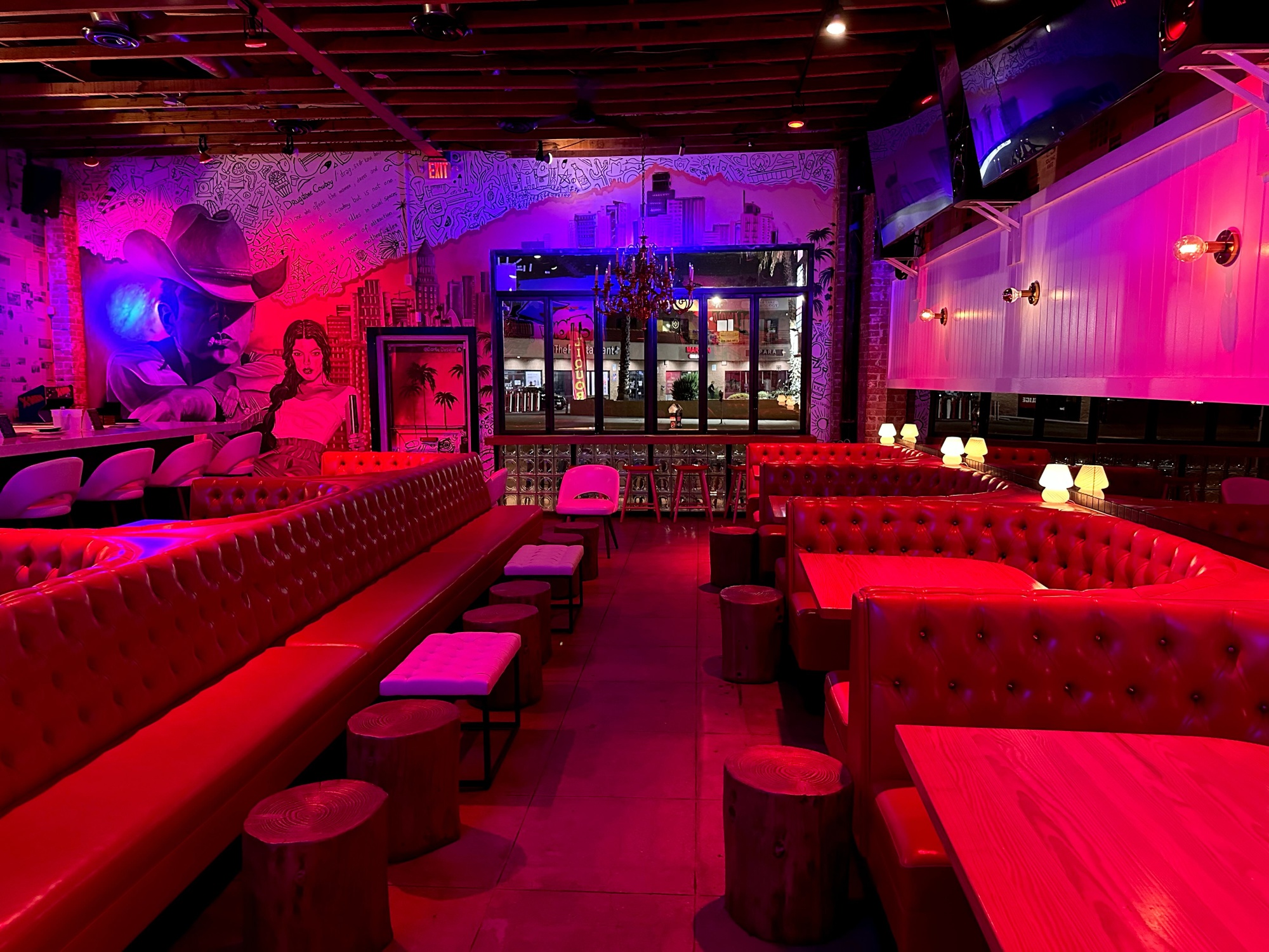 Bar photo 3